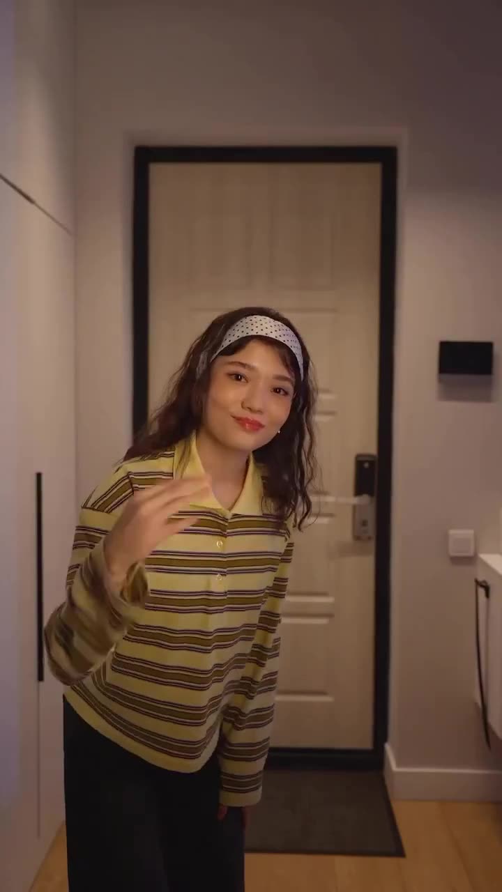 Show the world – Jennifer sato (@jenny)